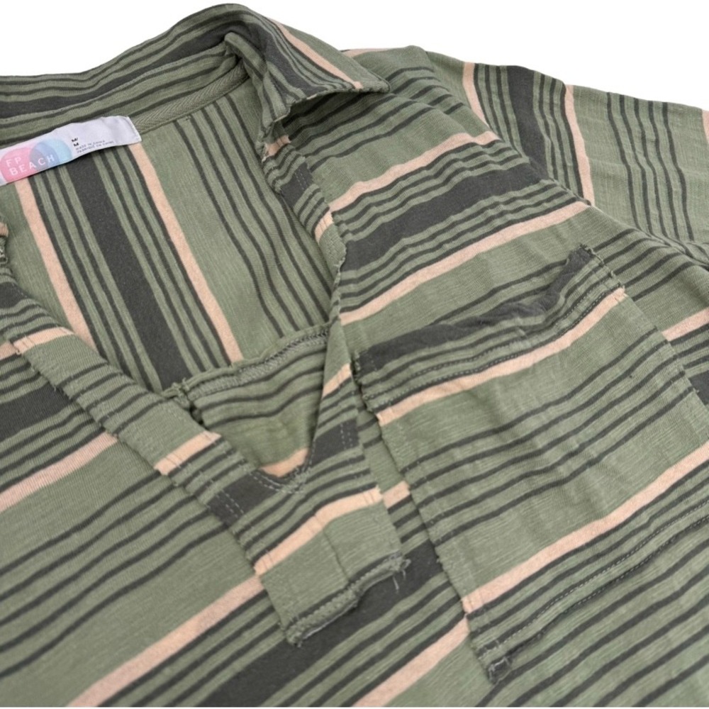 FREE PEOPLE BEACH Breaker Medium Top Green Striped V-Neck High Low Boho Vacation - Picture 14 of 16